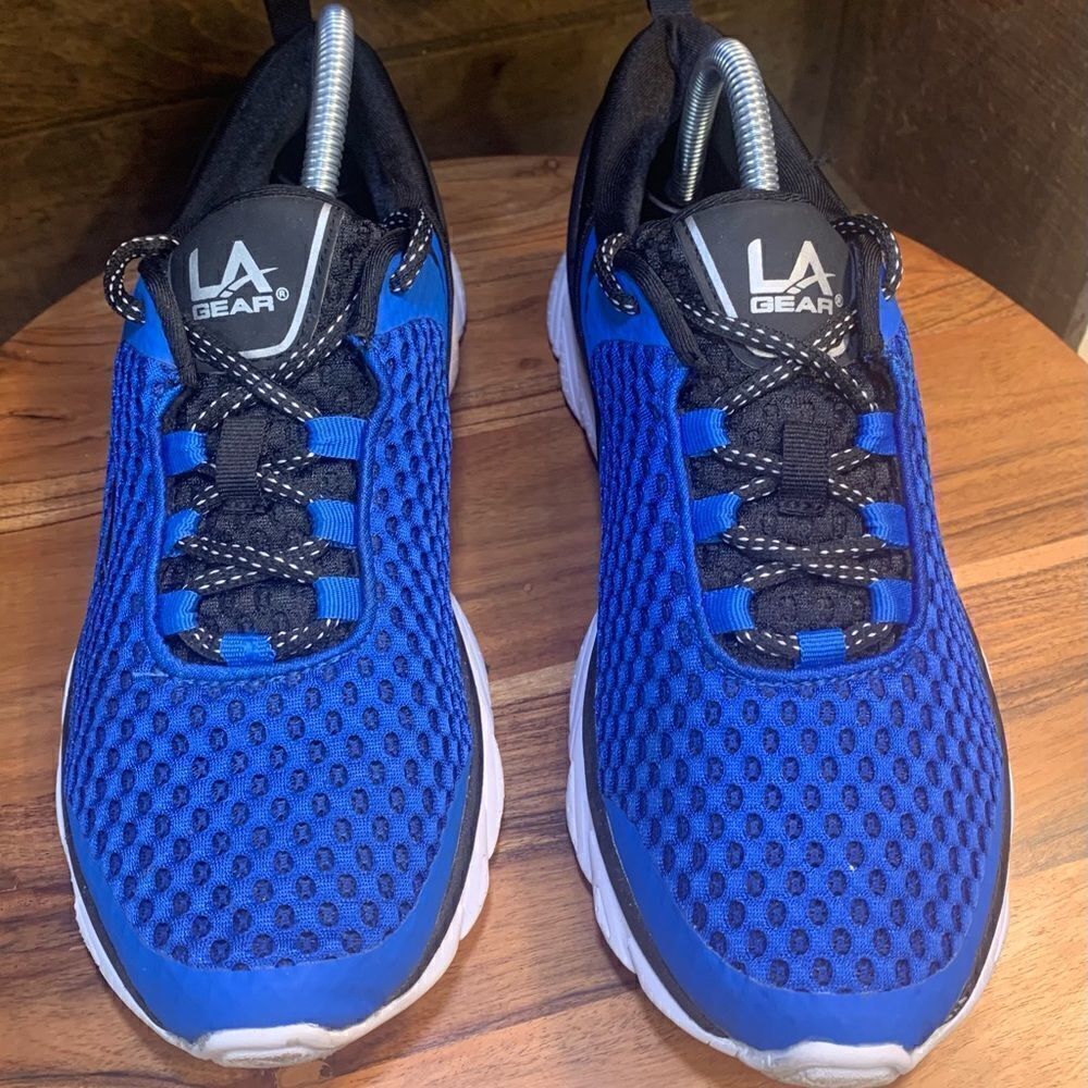 LA Gear mens like new sneakers.  Inv 5206
